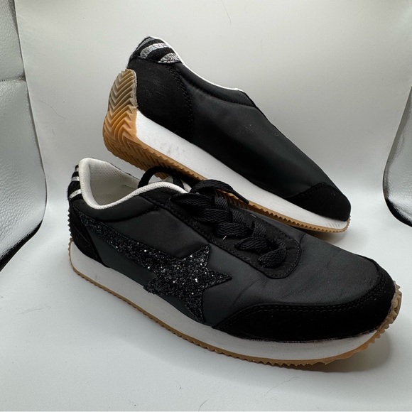 Very G Shoes - Very G Black Sneakers